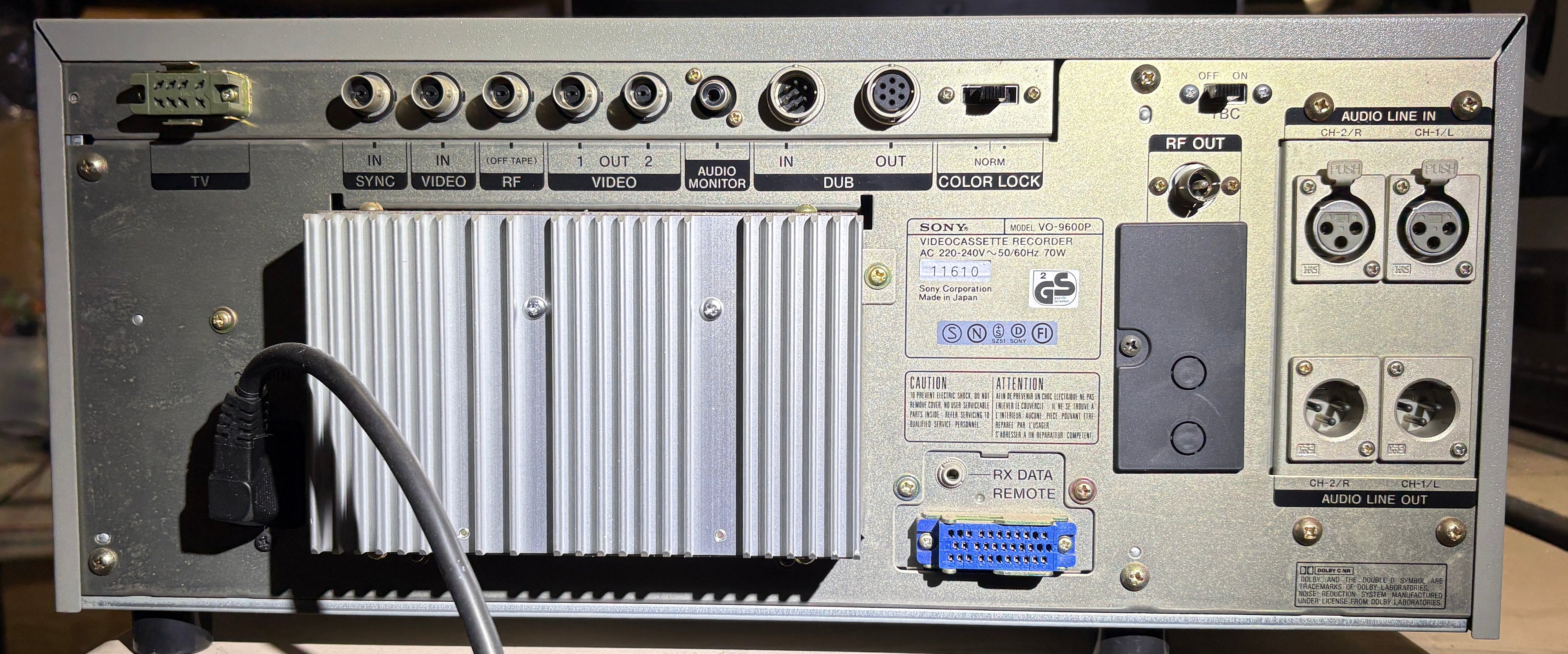 Sony U - Matic vIdeo Recorder VO-9600P