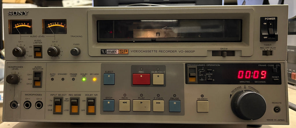 Sony U - Matic vIdeo Recorder VO-9600P