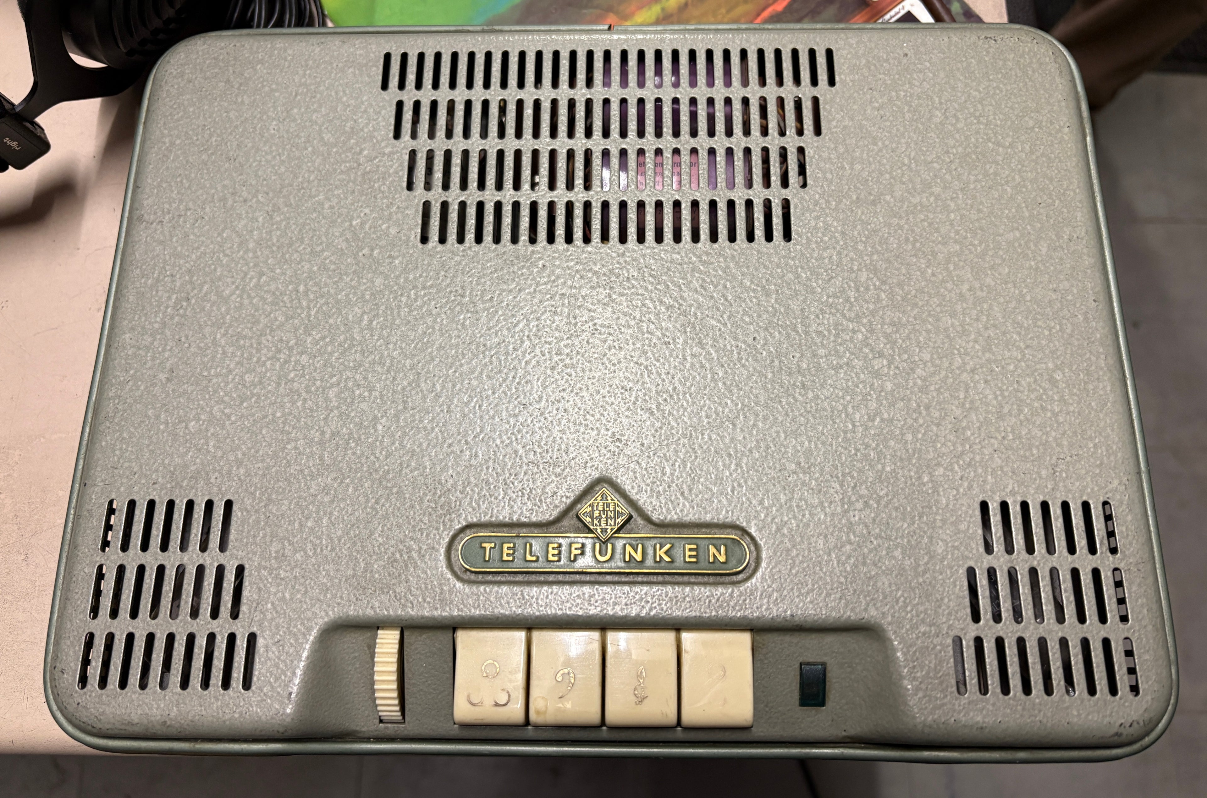 TELEFUNKEN S10