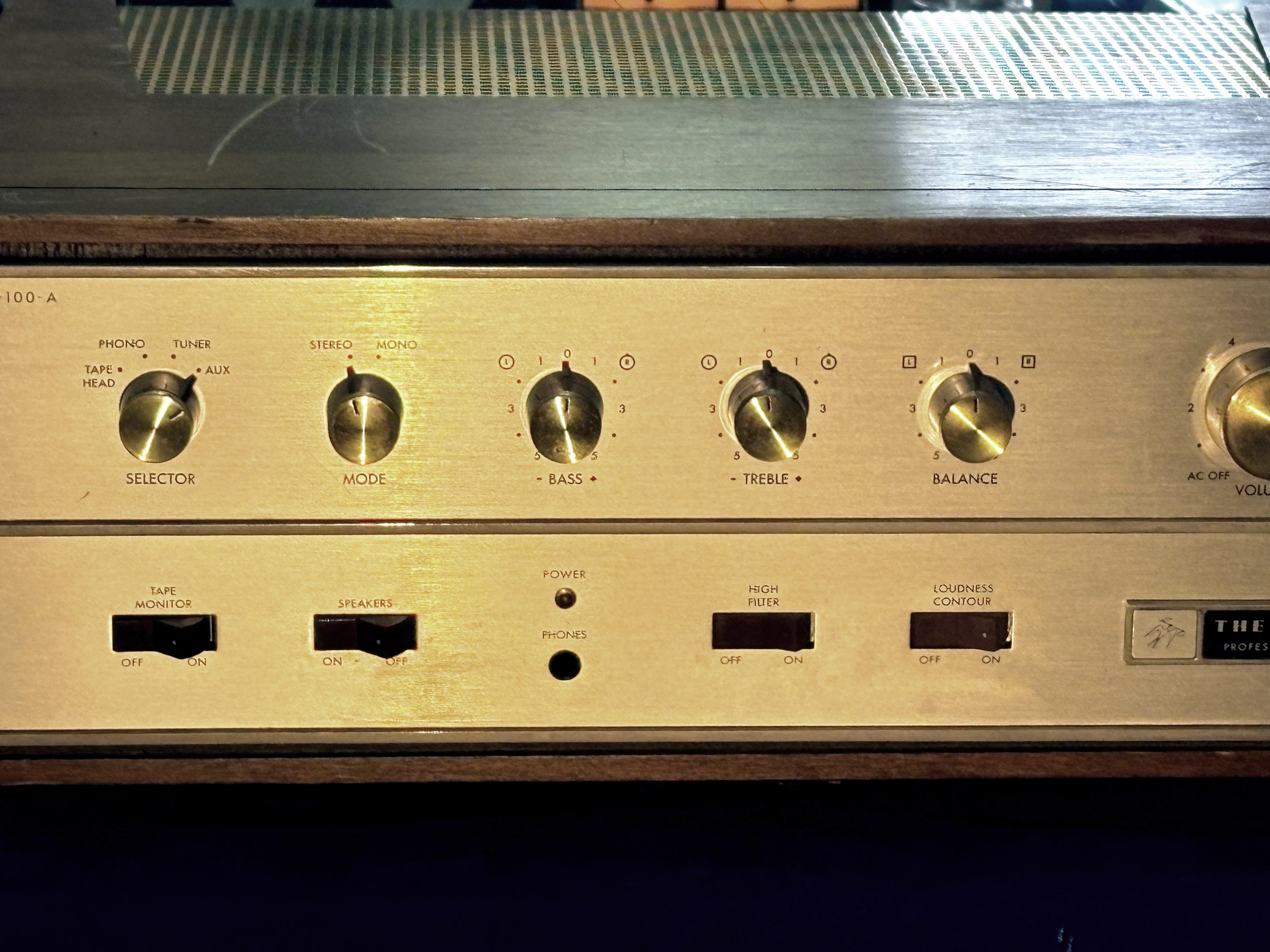 Fisher X-100-A