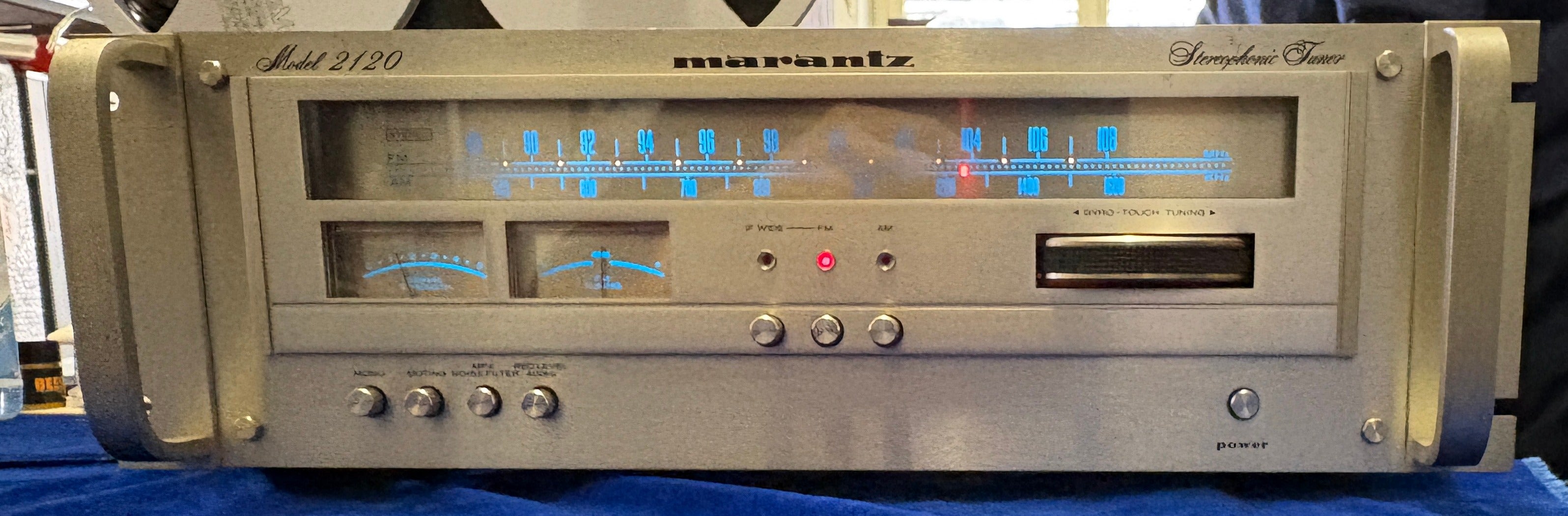 Marantz 2120 HiFi Tuner