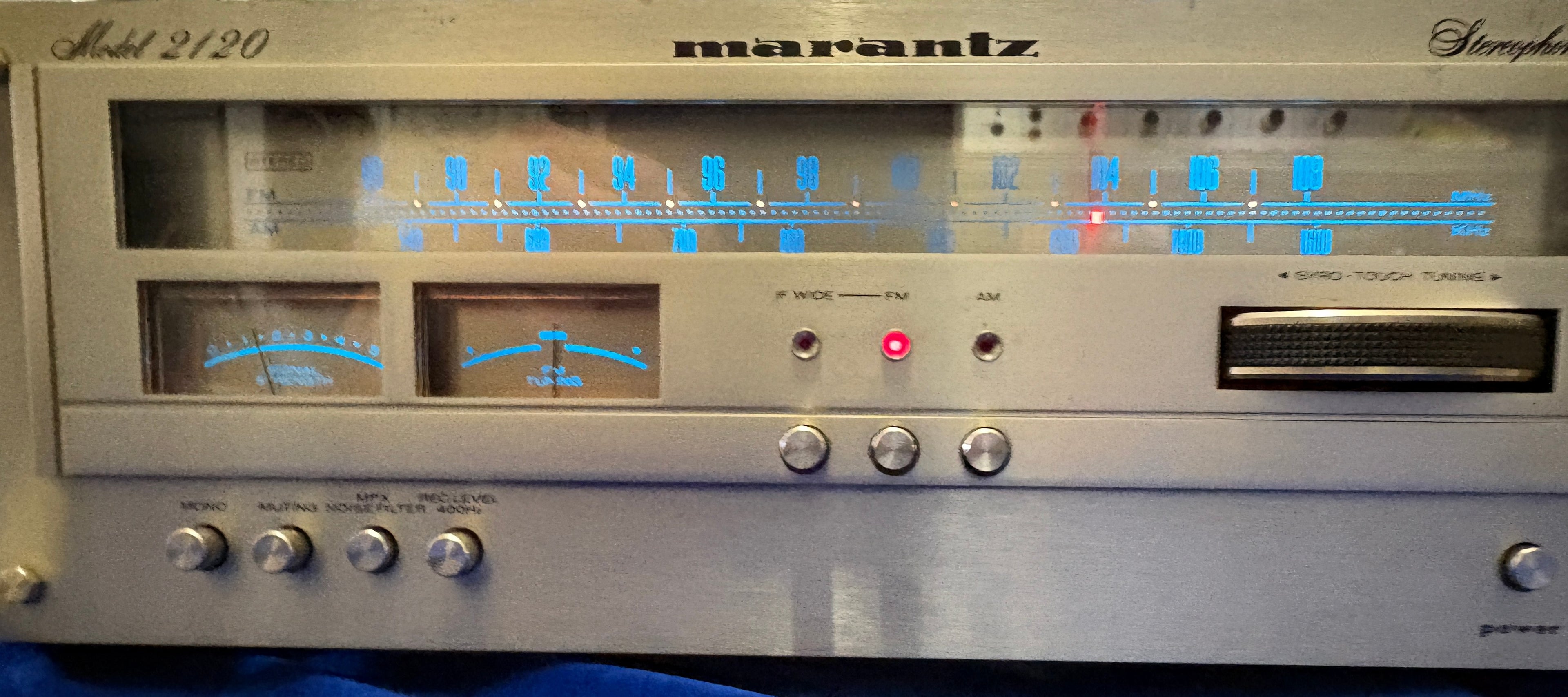 Marantz 2120 HiFi Tuner