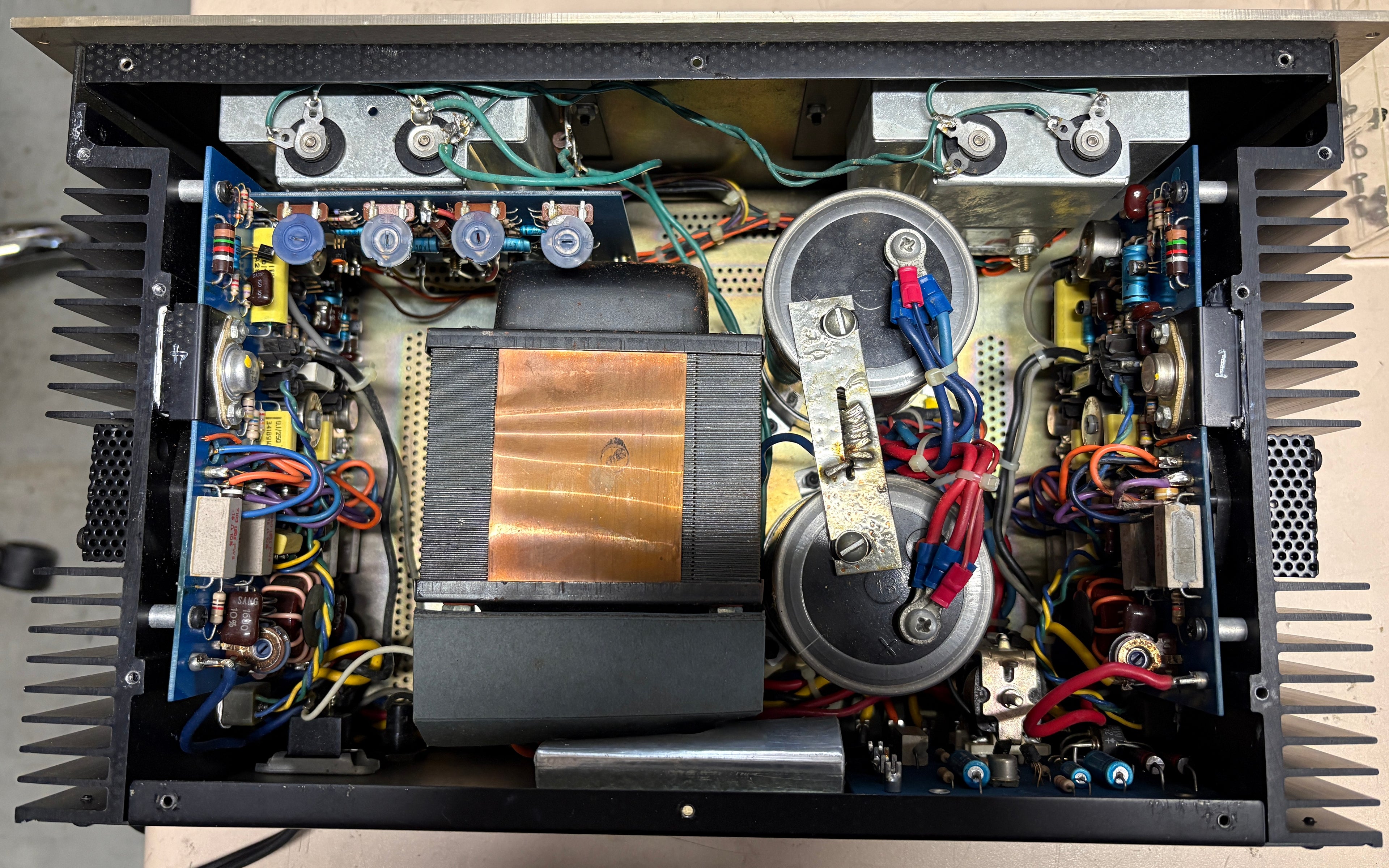 Marantz 250 Power Stereo Amplifier
