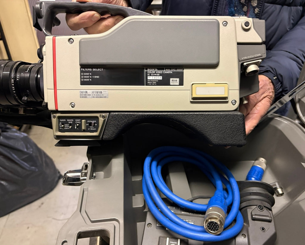 Sony 3CCD DXC-3000P